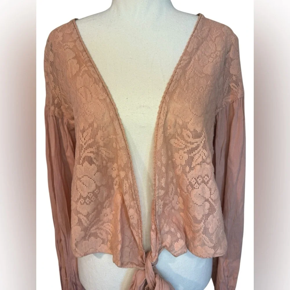 Gimmick Buckle Boho Crinkle Wrap Tie Too with Lace Detail